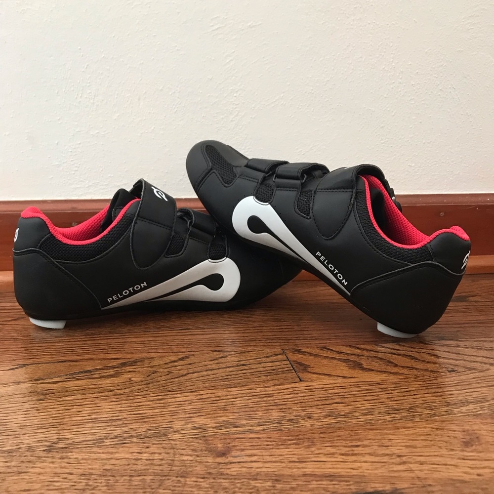 Peloton Cycling Shoes. Size 40. Mens 7/Womens 9. Like new.